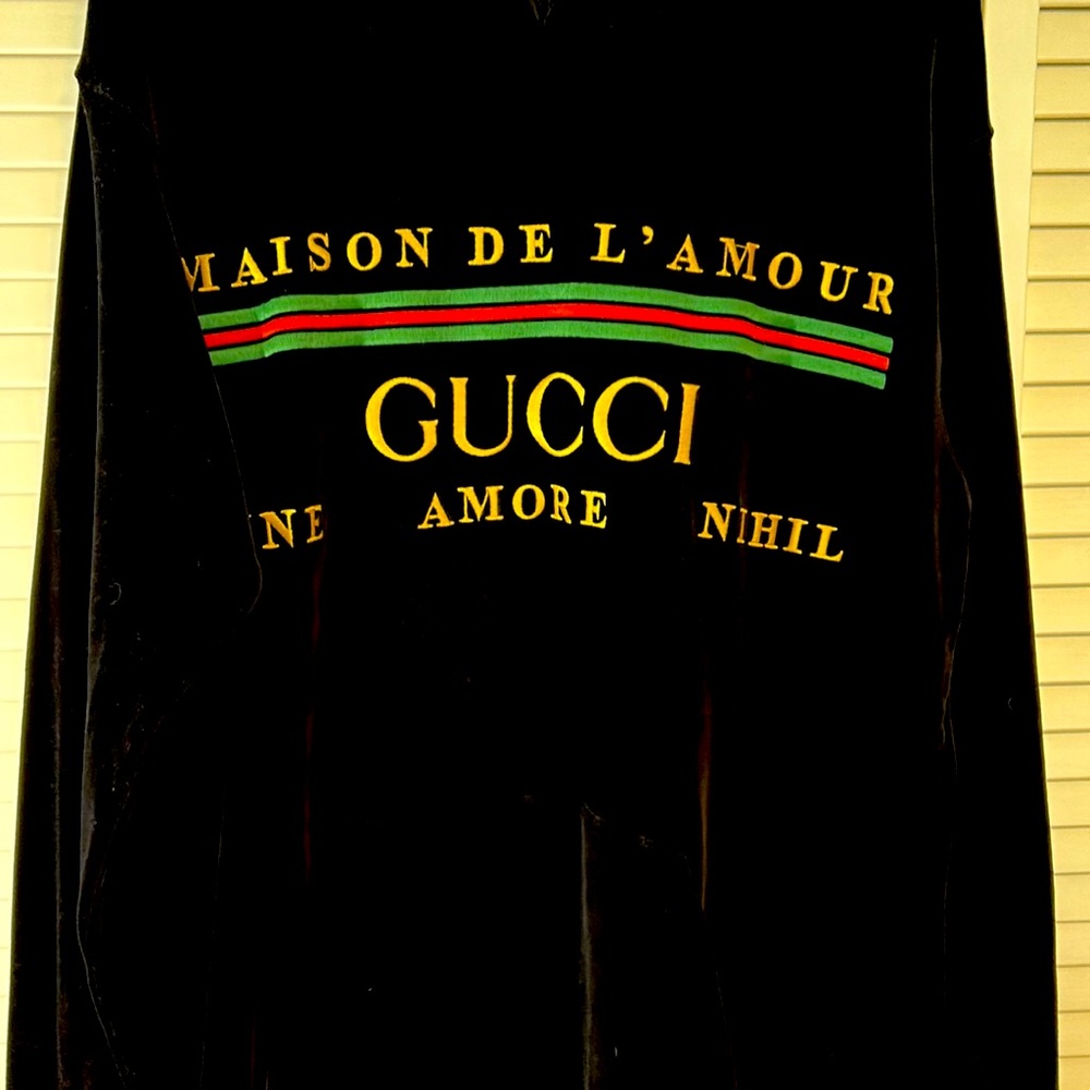 GUCCI Maison De L'Amour Graphic Print velvet Sweatshirt - Picture 3 of 9
